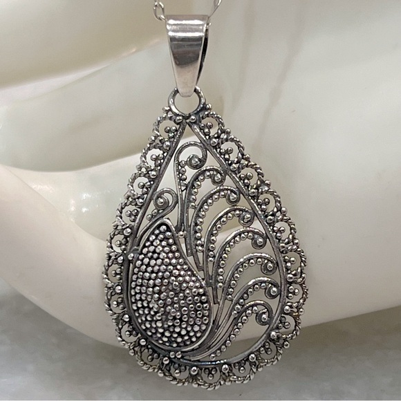 Sterling Silver Swirl Engraved Pendant 30”Necklace